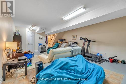 103 Bernice Crescent, Toronto, ON - Indoor Photo Showing Other Room