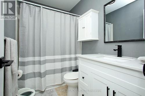 53 - 31 Parkview Drive, Orangeville, ON - Indoor Photo Showing Bathroom