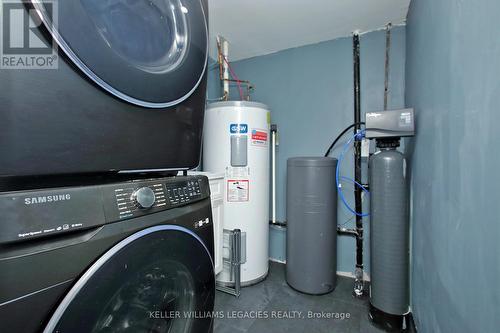 53 - 31 Parkview Drive, Orangeville, ON - Indoor Photo Showing Laundry Room