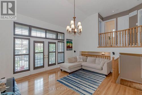 12 Seastar Road, Brampton, ON - Indoor Photo Showing Living Room