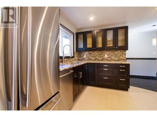 1765 Nixon Road, Revelstoke, BC - Indoor Photo Showing Kitchen