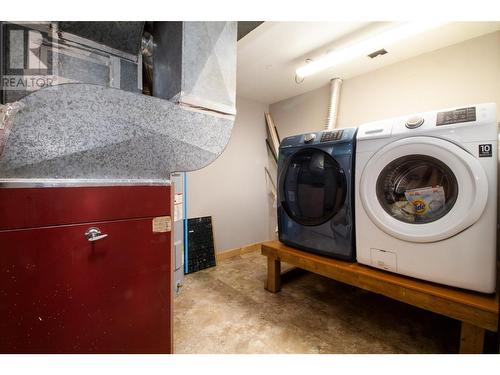 1765 Nixon Road, Revelstoke, BC - Indoor Photo Showing Laundry Room