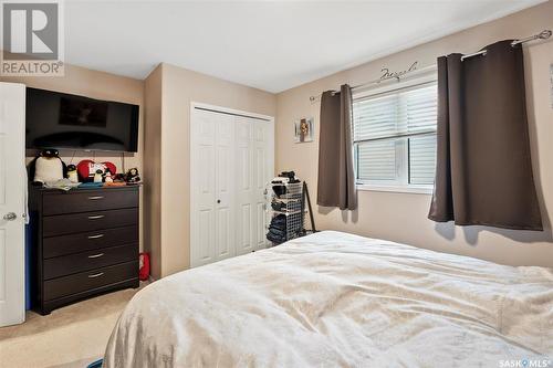 2135 Herman Avenue, Saskatoon, SK - Indoor Photo Showing Bedroom