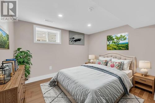 413 Paling Avenue, Hamilton, ON - Indoor Photo Showing Bedroom