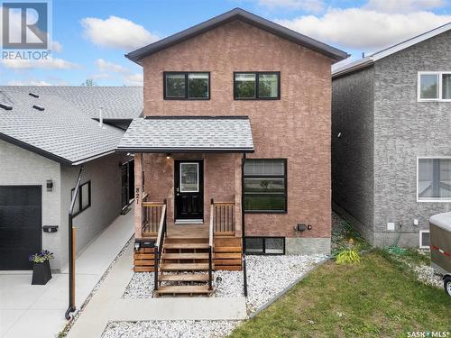 821 N Avenue S, Saskatoon, SK - Outdoor