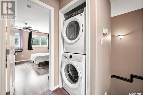 821 N Avenue S, Saskatoon, SK - Indoor Photo Showing Laundry Room