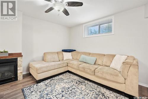 821 N Avenue S, Saskatoon, SK - Indoor Photo Showing Living Room With Fireplace