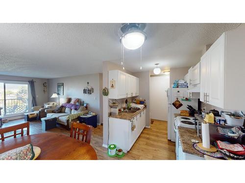 1214 - 2015 2Nd Street N, Cranbrook, BC - Indoor