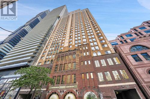 1610 - 25 Grenville Street, Toronto, ON - Outdoor With Facade