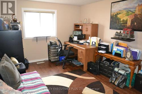 113 Green Gate Boulevard S, Cambridge, ON - Indoor Photo Showing Office