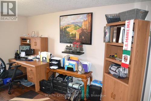 113 Green Gate Boulevard S, Cambridge, ON - Indoor Photo Showing Office