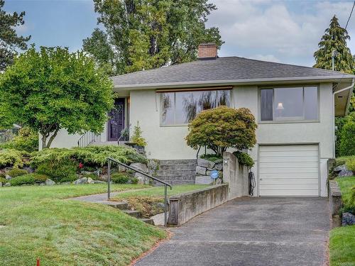 1260 Revercomb Pl, Victoria, BC 