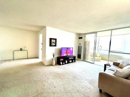 1212-1101 Steeles Ave W, Toronto, ON - Indoor