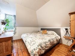 Master bedroom - 