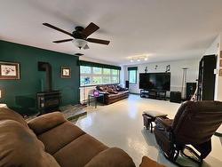 Family room - 