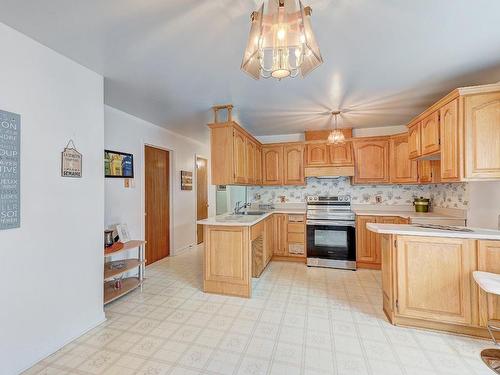 Kitchen - 140 Rue Ste-Catherine, La Prairie, QC - Indoor Photo Showing Kitchen