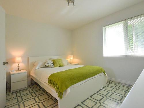 Chambre Ã Â coucher - 2925 Ch. Royal, Sainte-Famille-De-L’Île-D’Orléans, QC - Indoor Photo Showing Bedroom