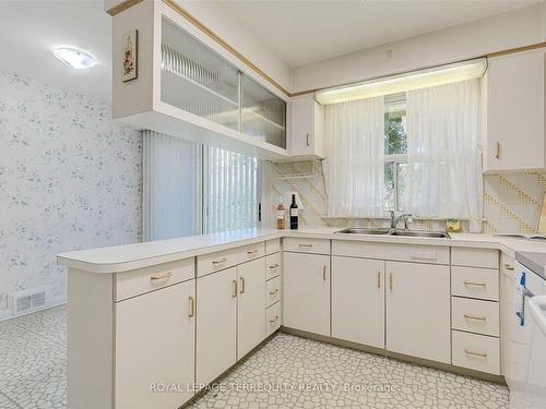 89 Burbank Rd, Toronto, ON - Indoor Photo Showing Kitchen With Double Sink