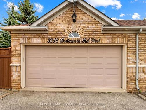 3218 Britannia Rd W, Mississauga, ON - Outdoor With Exterior