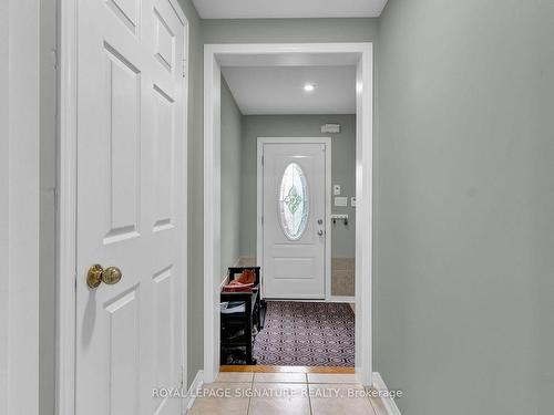 3218 Britannia Rd W, Mississauga, ON - Indoor Photo Showing Other Room