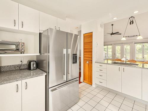 Cuisine - 5012 Ch. Du Parc, Orford, QC - Indoor Photo Showing Kitchen