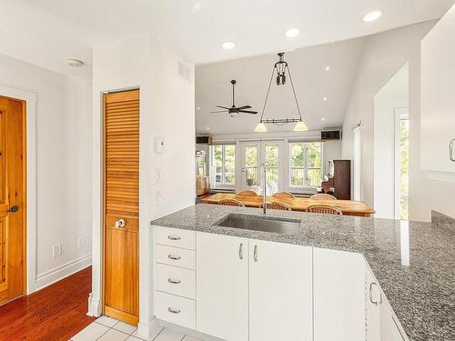 Cuisine - 5012 Ch. Du Parc, Orford, QC - Indoor Photo Showing Kitchen