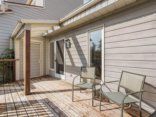 Terrasse - 5012 Ch. Du Parc, Orford, QC - Outdoor With Deck Patio Veranda With Exterior