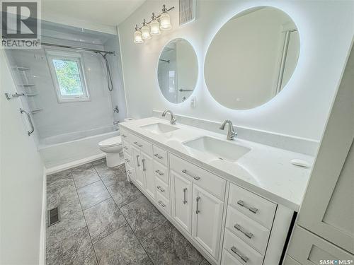 407 Woodward Avenue, Indian Head, SK - Indoor Photo Showing Bathroom