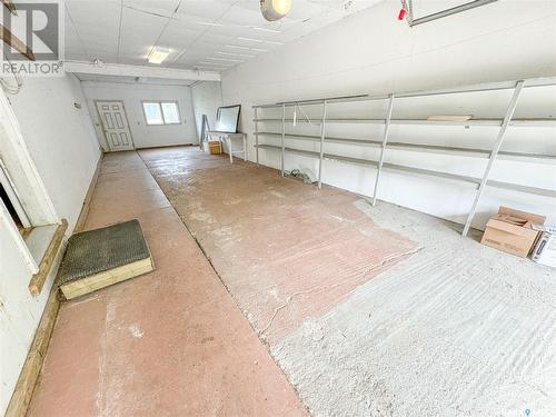 407 Woodward Avenue, Indian Head, SK - Indoor Photo Showing Garage