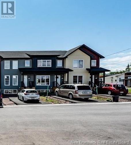 420, 422, 424 Damien Street, Dieppe, NB - Outdoor With Facade