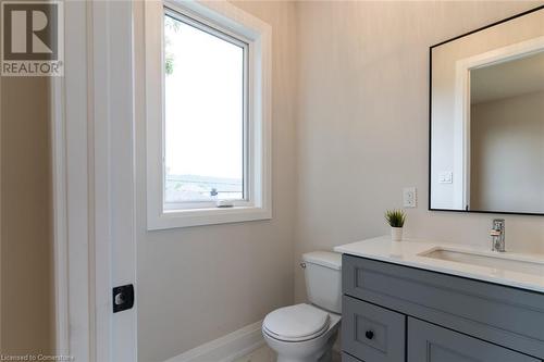 Second bedroom 3 pcs bathroom - 1 West Avenue, Stoney Creek, ON - Indoor Photo Showing Bathroom