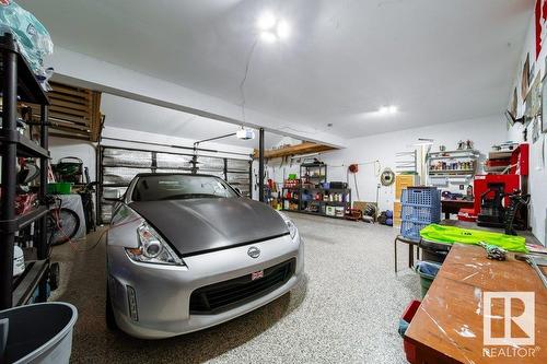 4515 38B Av Nw, Edmonton, AB - Indoor Photo Showing Garage