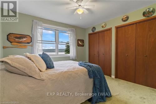 47 Water Street, South Bruce Peninsula, ON - Indoor Photo Showing Bedroom