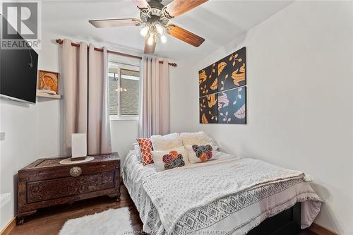 2627 Lloyd George Boulevard, Windsor, ON - Indoor Photo Showing Bedroom