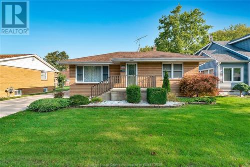 16 Horwath, Kingsville, ON - Outdoor With Facade