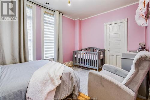 719 Victoria Avenue, Windsor, ON - Indoor Photo Showing Bedroom