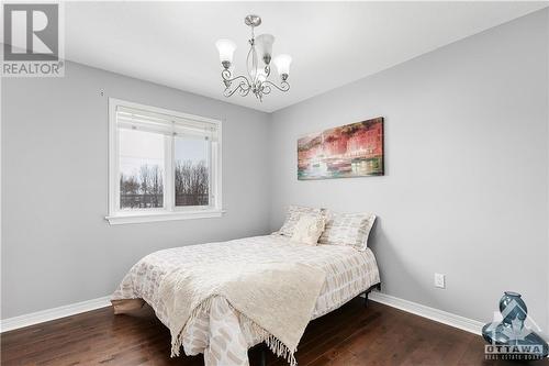 4464 Shoreline Drive, Ottawa, ON - Indoor Photo Showing Bedroom