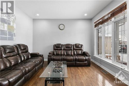 4464 Shoreline Drive, Ottawa, ON - Indoor