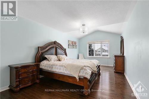 4464 Shoreline Drive, Ottawa, ON - Indoor Photo Showing Bedroom