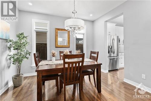 4464 Shoreline Drive, Ottawa, ON - Indoor Photo Showing Dining Room