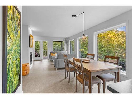 Vue d'ensemble - 677 305E Avenue, Saint-Hippolyte, QC - Indoor Photo Showing Dining Room