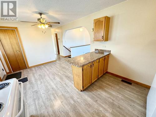 217 Cloutierville Road, Smooth Rock Falls, ON - Indoor Photo Showing Kitchen