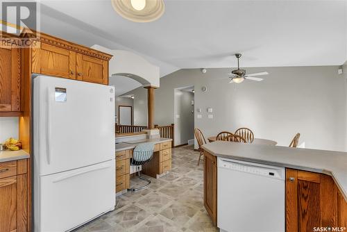 81 15Th Street, Battleford, SK - Indoor Photo Showing Kitchen