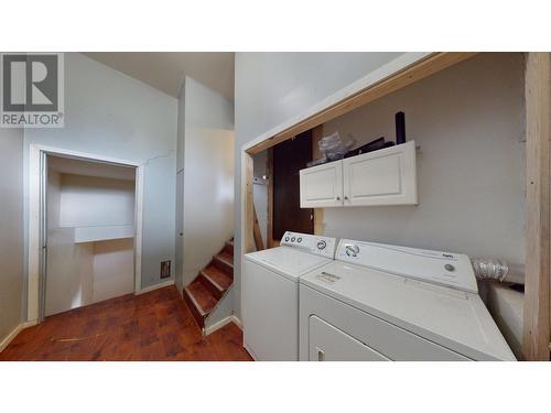 471 Lewis Drive, Quesnel, BC - Indoor Photo Showing Laundry Room