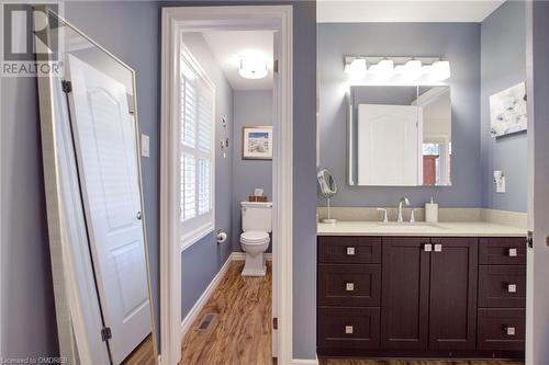 1760 Solitaire Court, Mississauga, ON - Indoor Photo Showing Bathroom