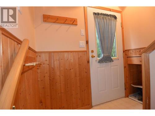 4082 Second Avenue, Smithers, BC - Indoor Photo Showing Other Room