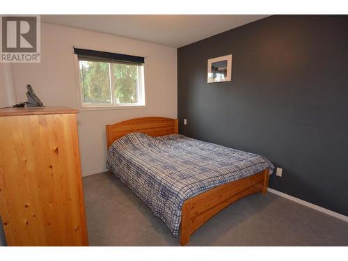 4082 Second Avenue, Smithers, BC - Indoor Photo Showing Bedroom