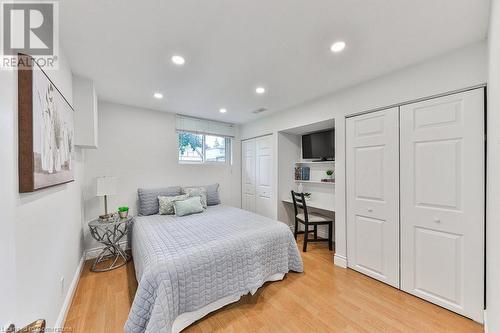 291 Antigua Road, Mississauga, ON - Indoor Photo Showing Bedroom