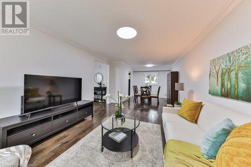 291 Antigua Road, Mississauga, ON - Indoor Photo Showing Living Room