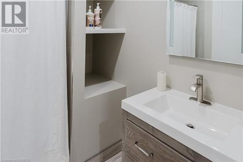 3 Pc Bath - 12 Mitchell Lane, Saugeen Shores, ON - Indoor Photo Showing Bathroom